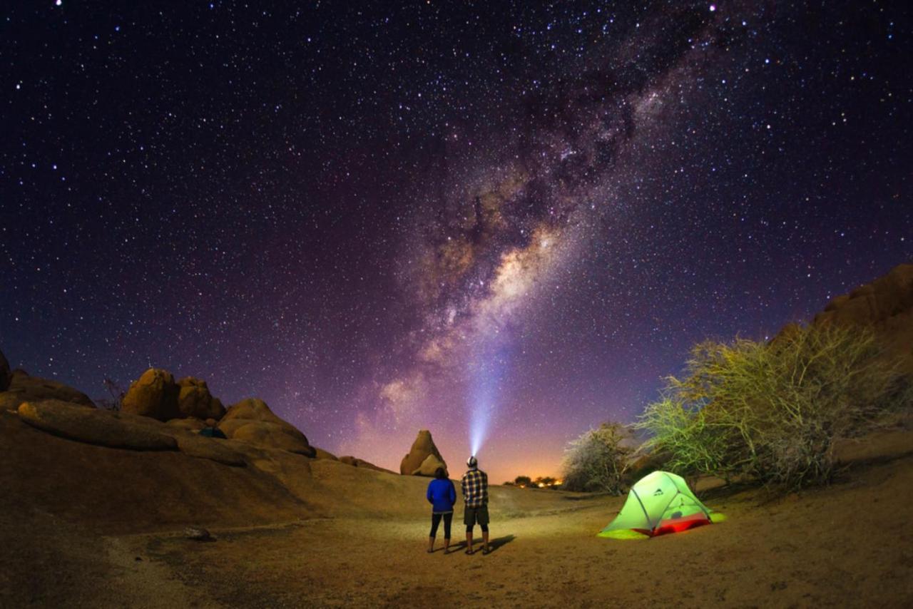 Stargazing Camp & Tours Hotell Wadi Rum Exteriör bild
