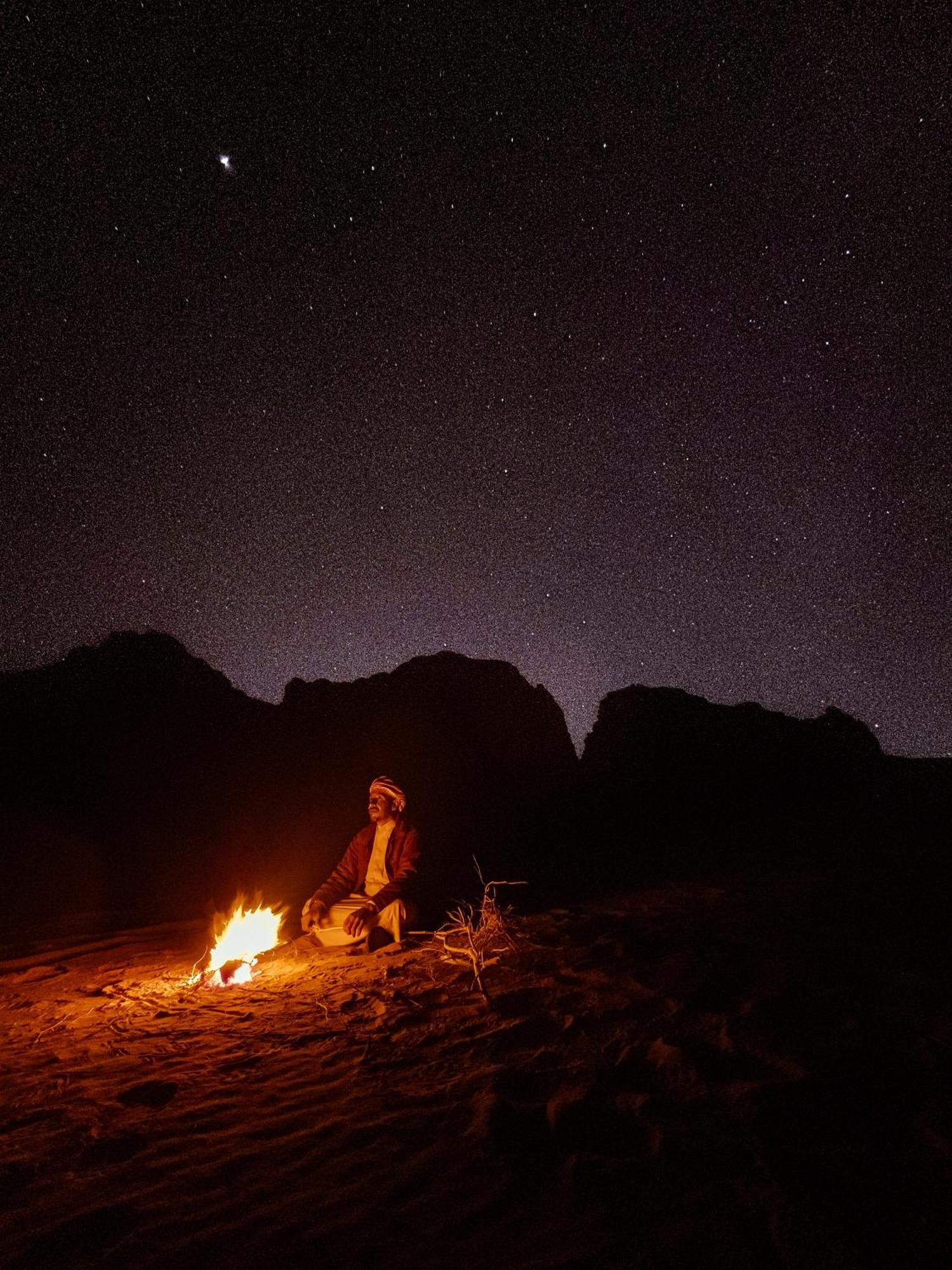 Stargazing Camp & Tours Hotell Wadi Rum Exteriör bild